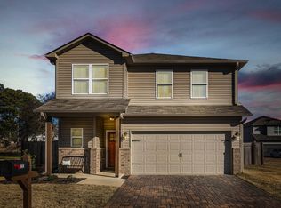 8202 Cottage Ln, Leeds, AL 35094