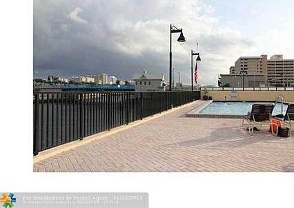 3rd image of 5100 Dupont Blvd APT 2B