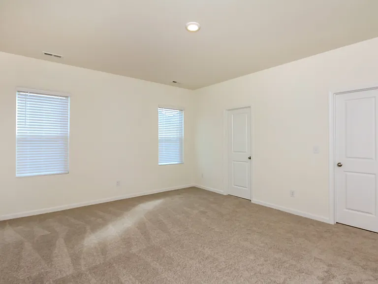 1537 King St — Photo 6