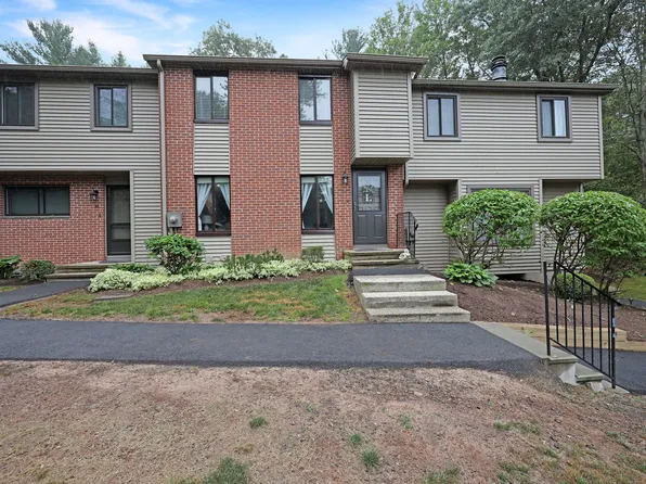 44 Hitching Post Lane #44, Glastonbury, CT 06033