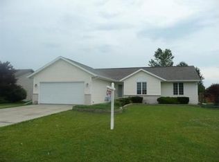 2520 Winthrop Dr, Janesville, WI 53546