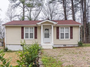 412 1st St, Apex, NC 27502