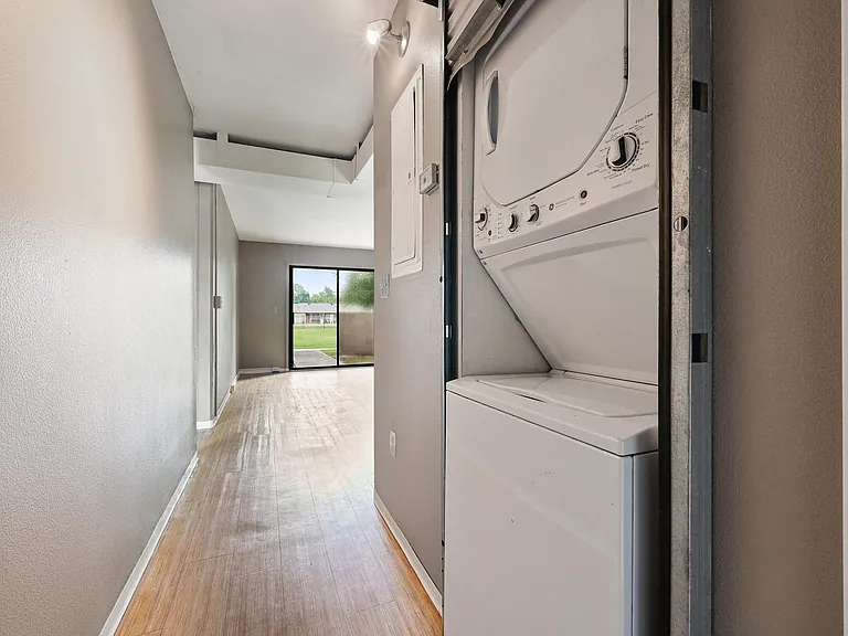 1855 Brightside Dr #R1 — Photo 12