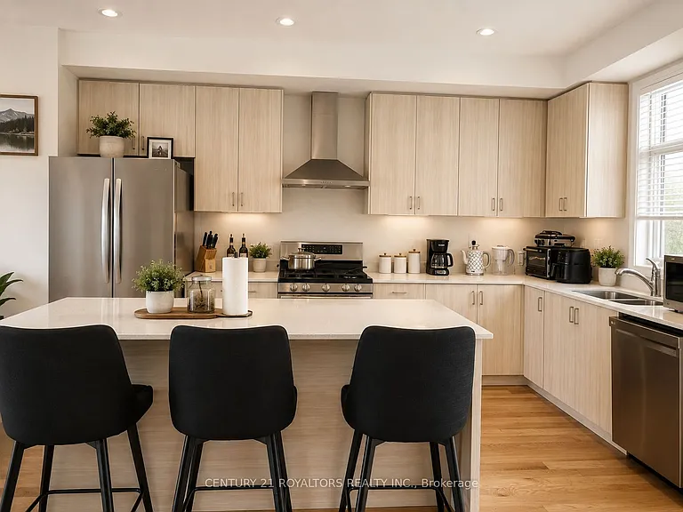400 Newman Dr #30 — Photo 4