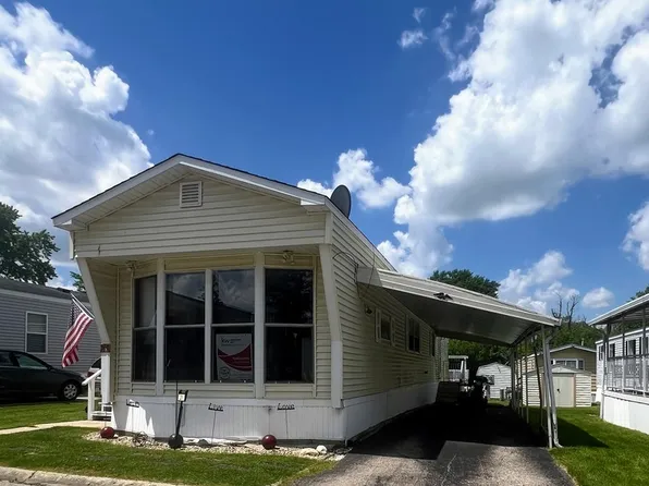 27W370 Geneva Rd Lot 21, West Chicago, IL 60185