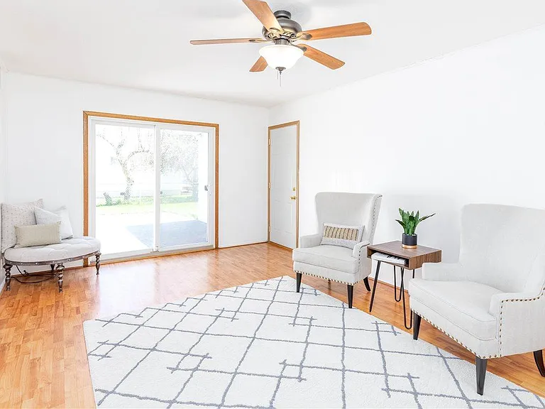 4110 Rownd St — Photo 17