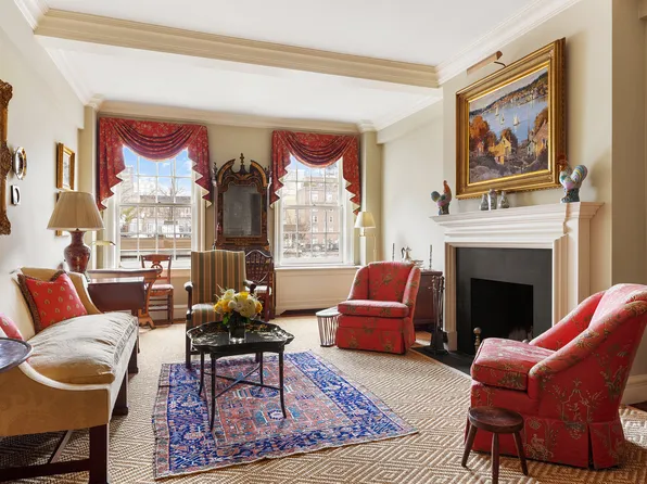 162 East 80th Street 6B image 1 of 13