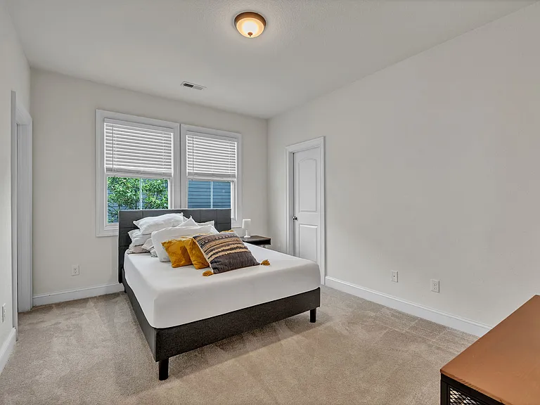 2905 Pepperlin Dr — Photo 10
