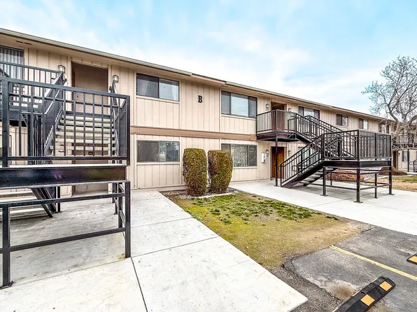 Avalon Court Apartments, 801 N Tweedt St APT B201, Kennewick, WA 99336