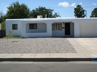 609 Arizona St SE, Albuquerque, NM 87108