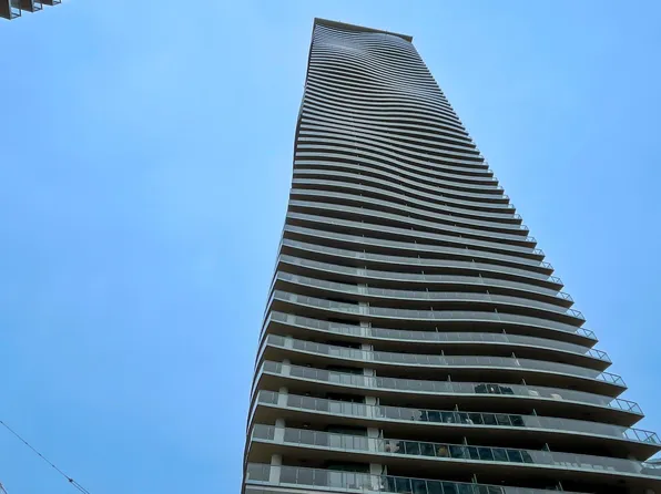 4880 Lougheed Hwy #4605, Burnaby, BC V5C 3Y6