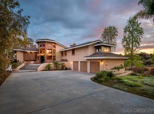 9769 Crimson Fire Ct, La Mesa, CA 91941