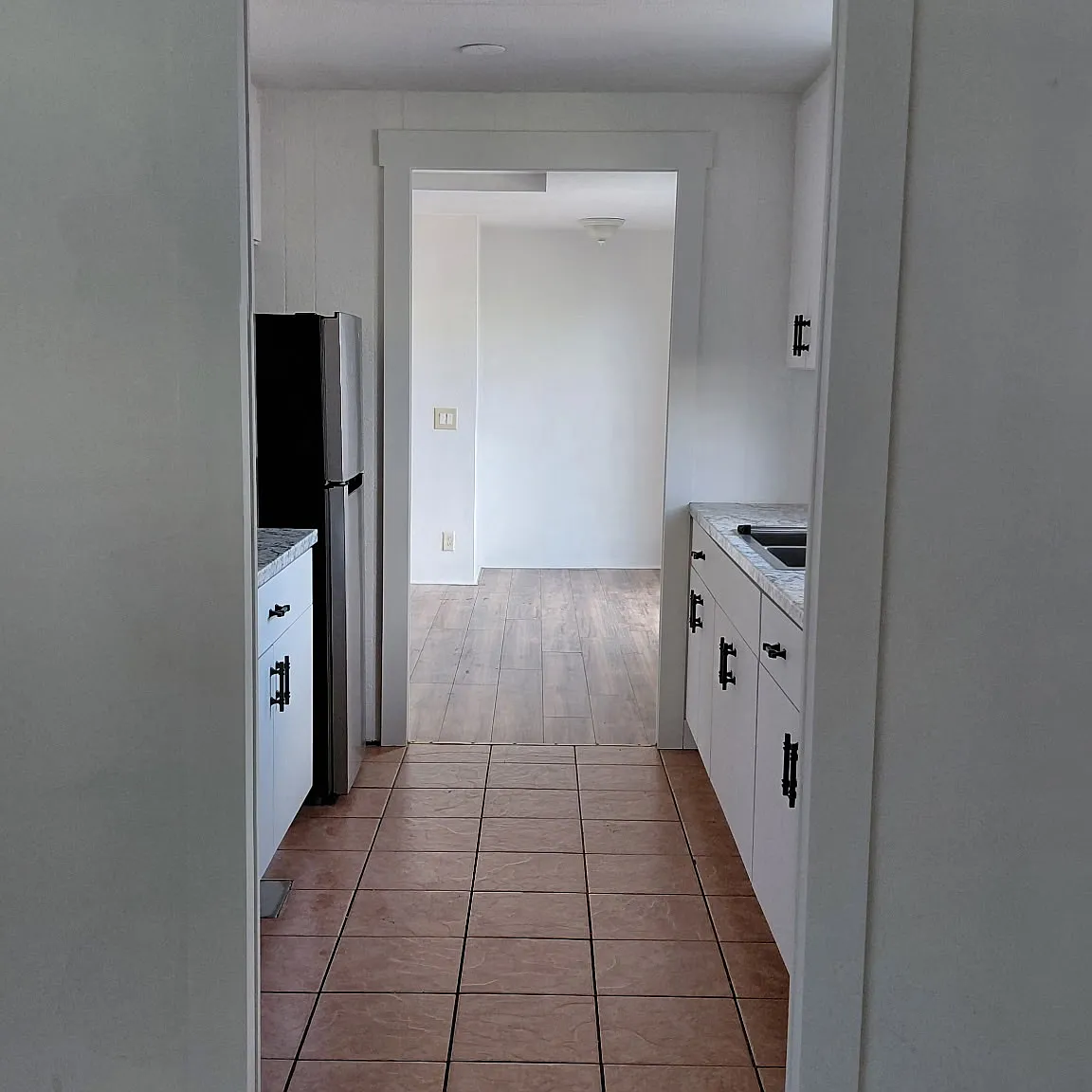 3 bed, 1248 sqft, $1,950 — Photo 4