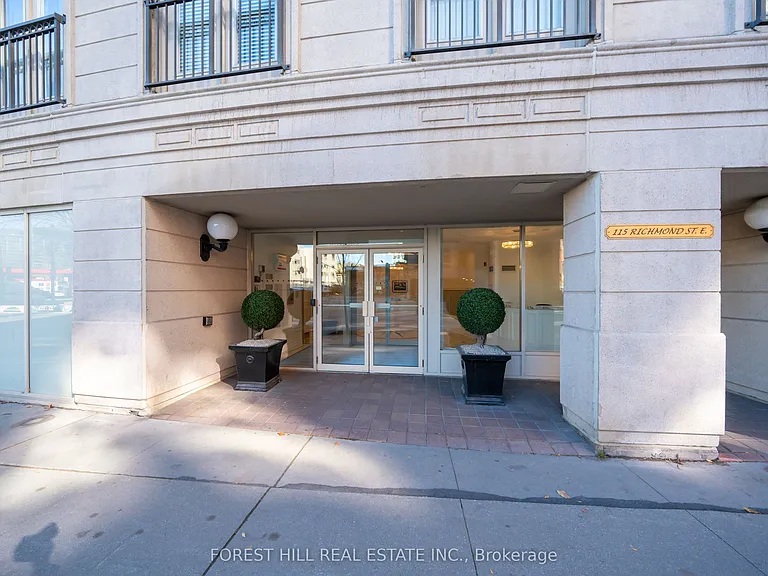 115 Richmond St E #701 — Photo 29