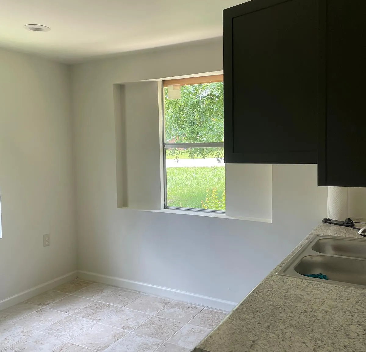 1 bed, 600 sqft, $1,000 — Photo 4
