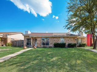 1510 Butterfield Dr, Mesquite, TX 75150