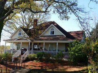 380 Red Maple Rd, Inman, SC 29349