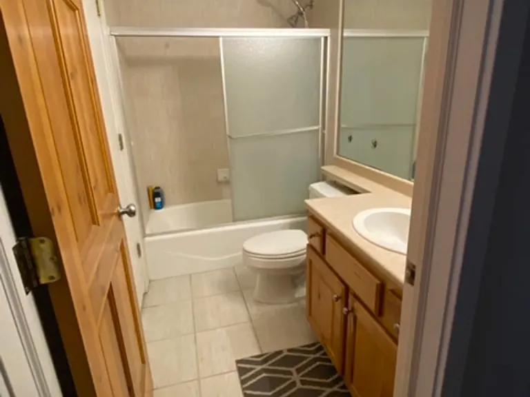 1600 Pinebrook Blvd #H1 — Photo 14