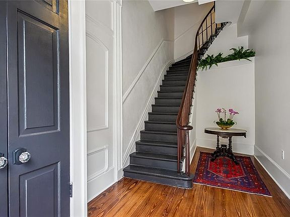 3rd image of 1002 Esplanade Ave #201