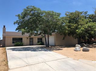 7409 Hermosa Ave, Yucca Valley, CA 92284