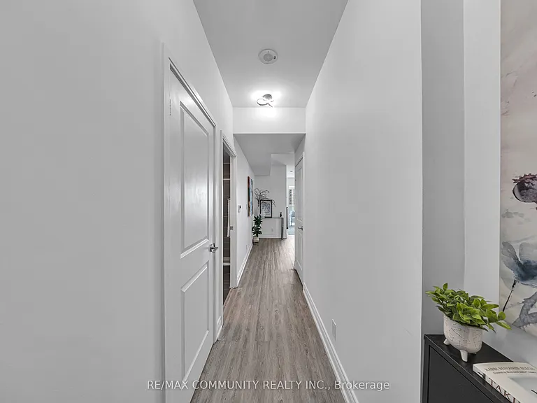 50 Absolute Ave #1905 — Photo 3