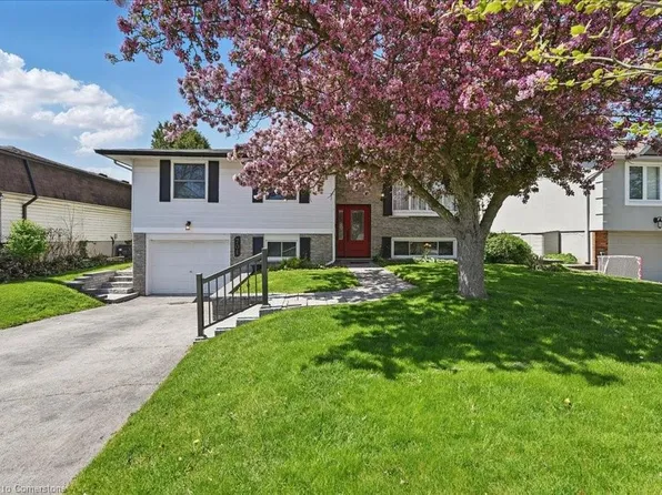 701 Castleguard Cres, Burlington, ON L7N 2W7