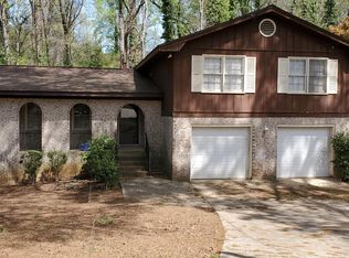 982 Abingdon Ct, Stone Mountain, GA