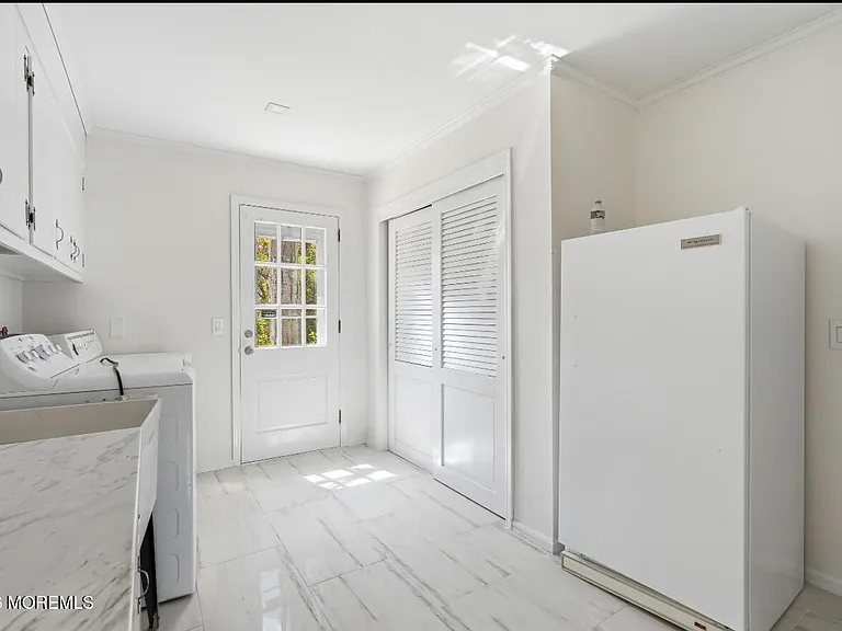 600 N Edgemere Dr — Photo 25