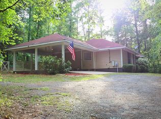 381 Ginn Lake Rd, Ellerslie, GA 31807
