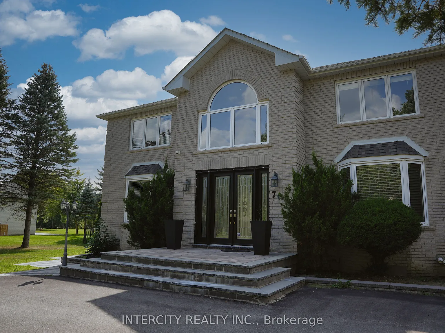 5 bed, $8,500 — Photo 4