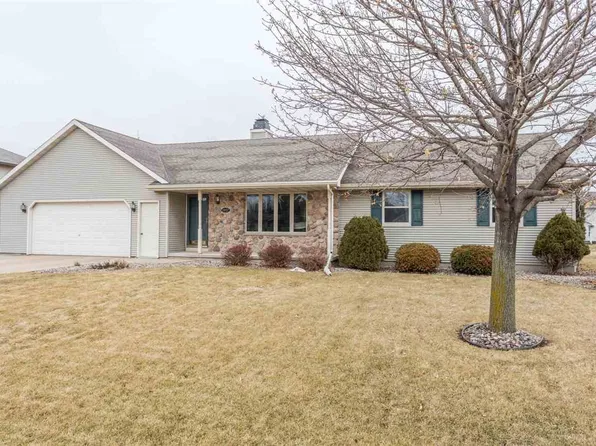1957 Swan Pointe Ter, De Pere, WI 54115
