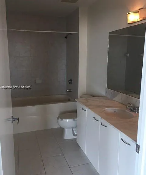 133 NE 2nd Ave #913 — Photo 4