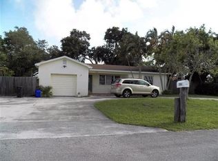 2547 Palmarita Rd, West Palm Beach, FL 33406