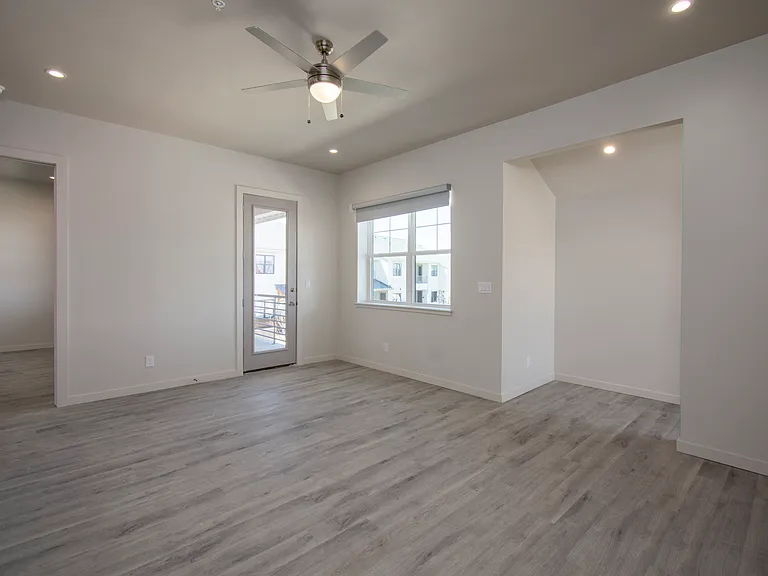 2201 Arbrook — Photo 36
