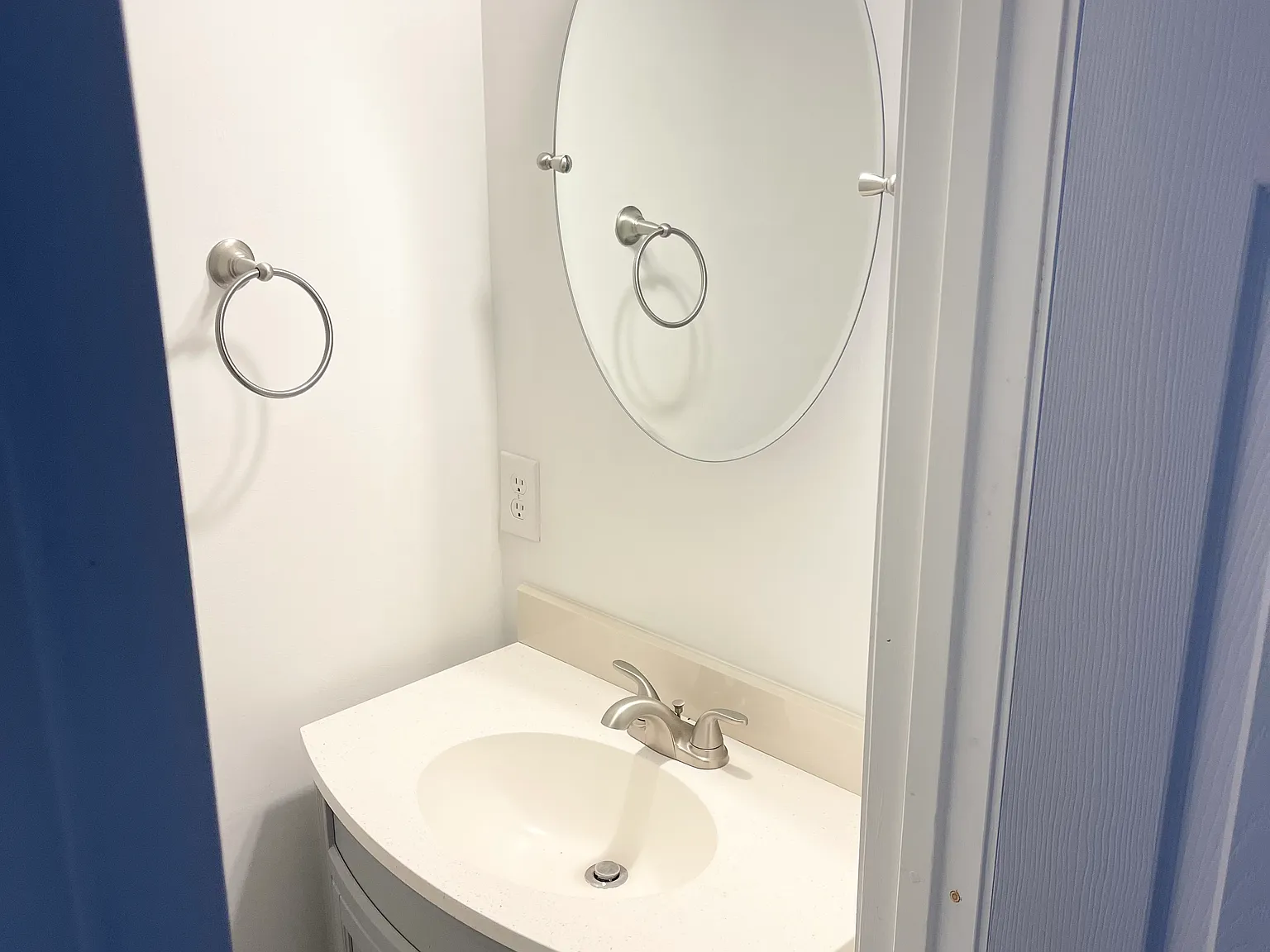 2 bed, 1.5 bath, 1307 sqft, $1,100 — Photo 4