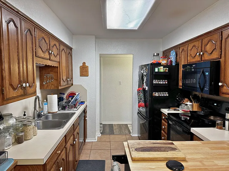 4324 Edgehill — Photo 9