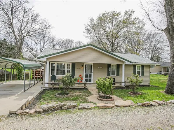 14153 Spring Dr, De Soto, MO 63020