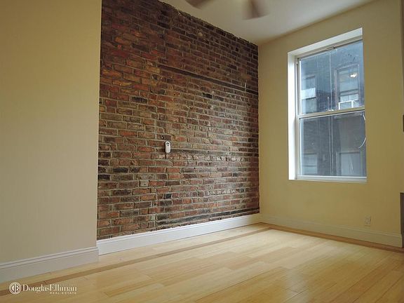3rd image of 364 W 15th St APT 10
