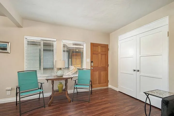 719 Whiting Ct #1 — Photo 8