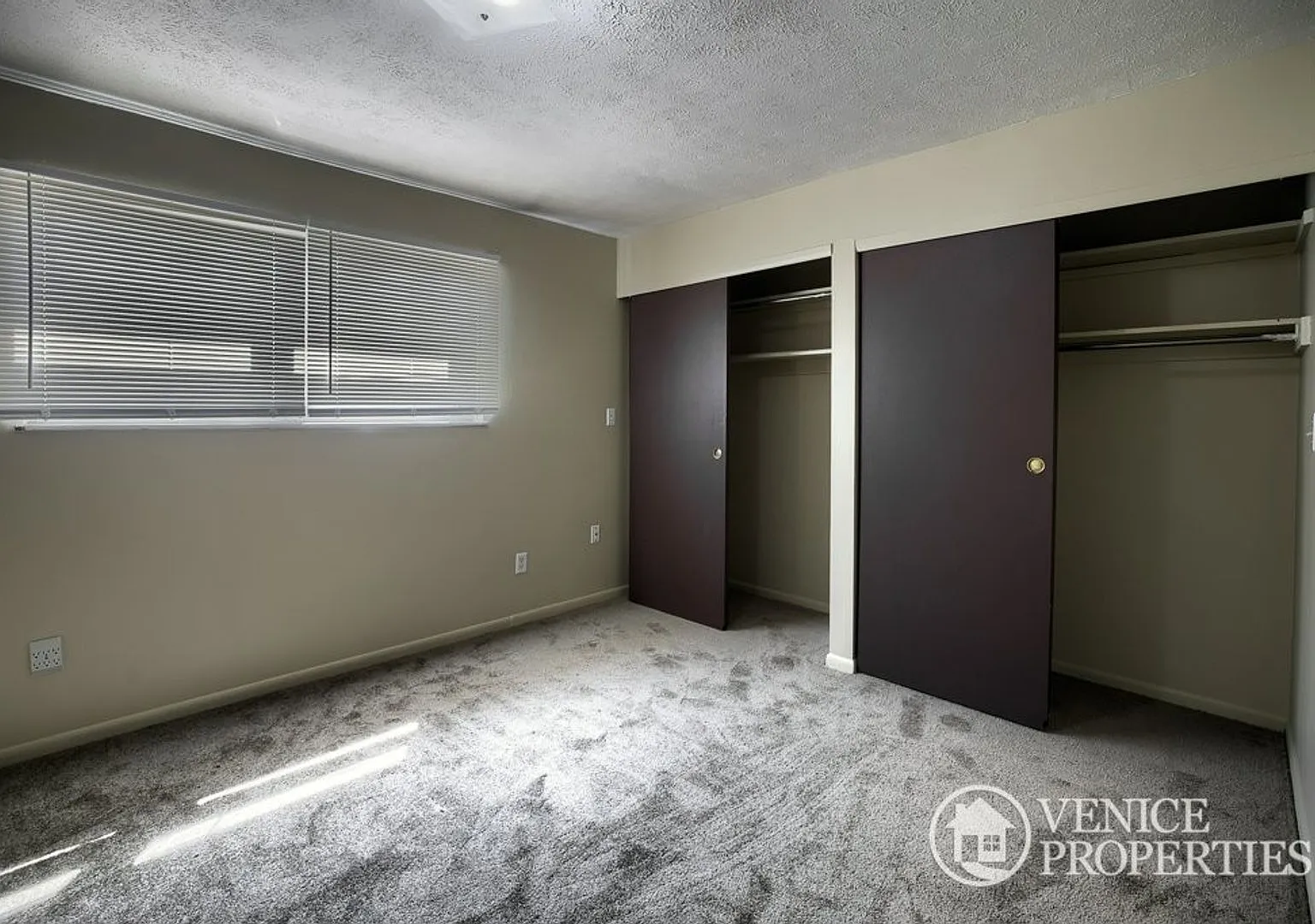 2 Bedroom On OSU Campus — Photo 3