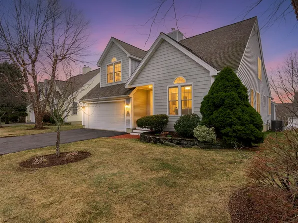 33 Hampton Meadows, Hampton, NH 03842