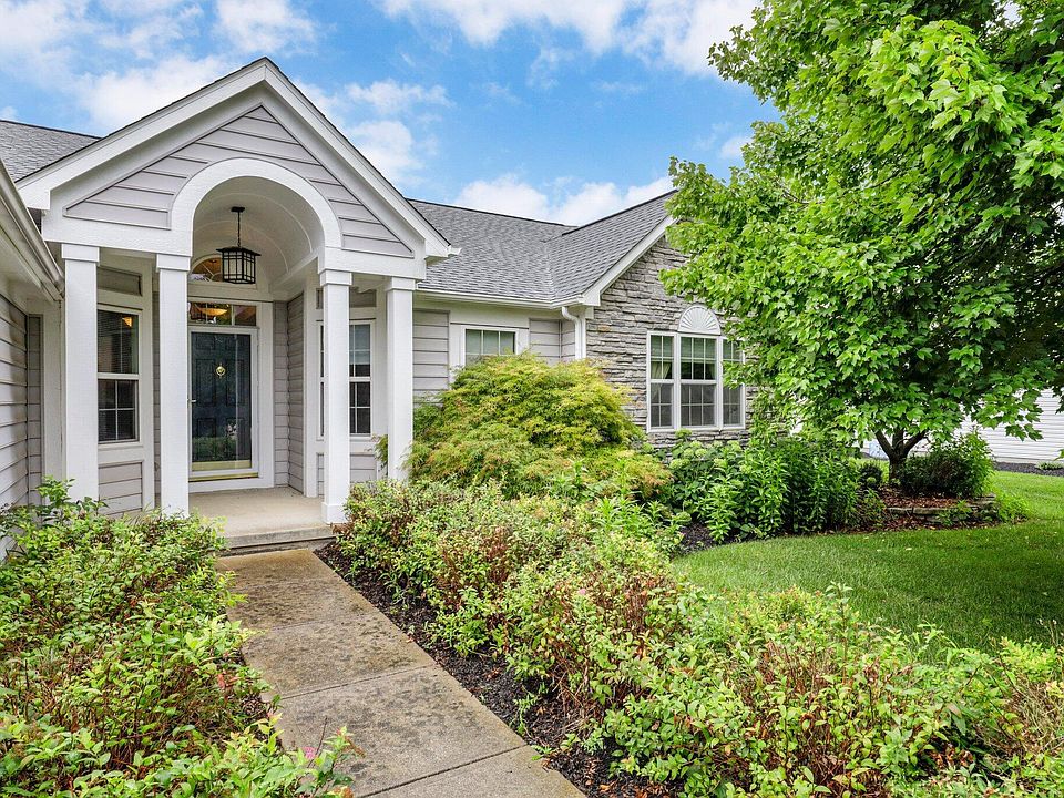 1st image of 2691 Abbey Knoll Dr