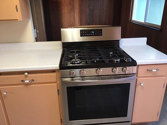 5th image of 300 Oxford Way #300