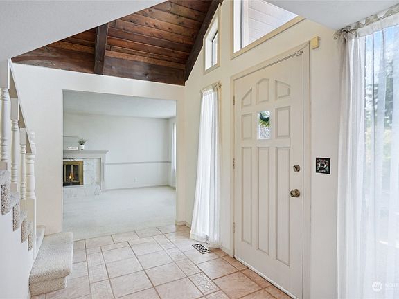 3rd image of 2905 91st Avenue E