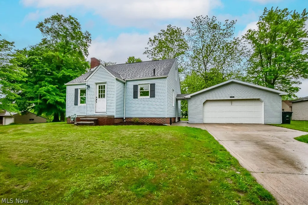 6243 Plum St photo 1