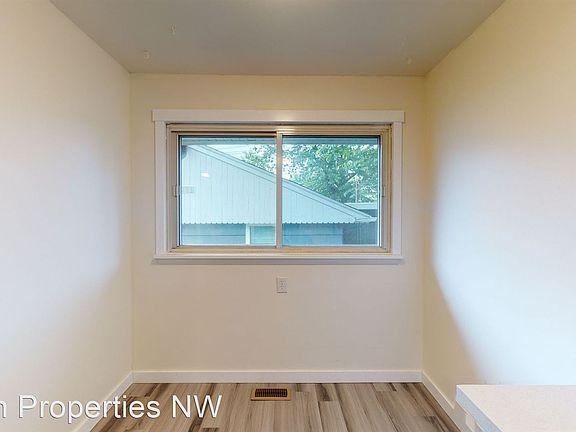 4th image of 2045 S 113th St #11397831