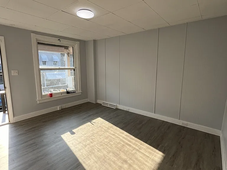 1313 Birch St — Photo 15