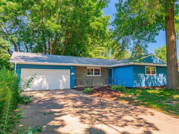 1614 Meadowcrest Ln, Middleton, WI 53562