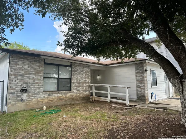 5871 SUMMER FEST DR, San Antonio, TX 78244