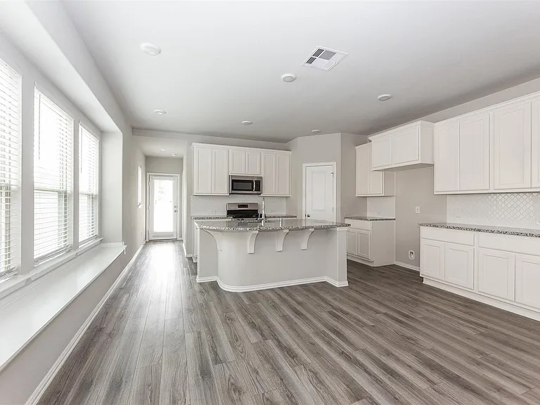 15211 Stuart Bat Cave Ln — Photo 8